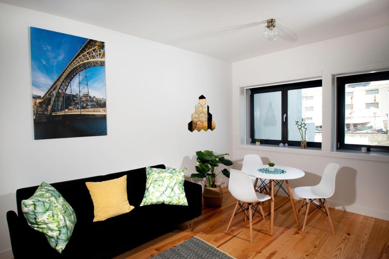 Guest H4U - Porto Batalha City Center Экстерьер фото