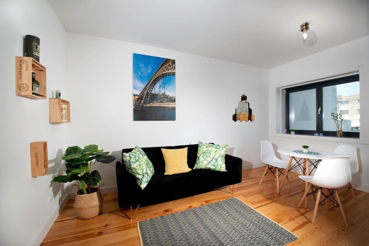 Guest H4U - Porto Batalha City Center Экстерьер фото