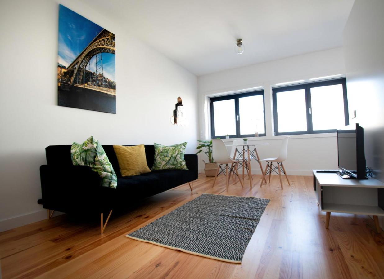 Guest H4U - Porto Batalha City Center Экстерьер фото