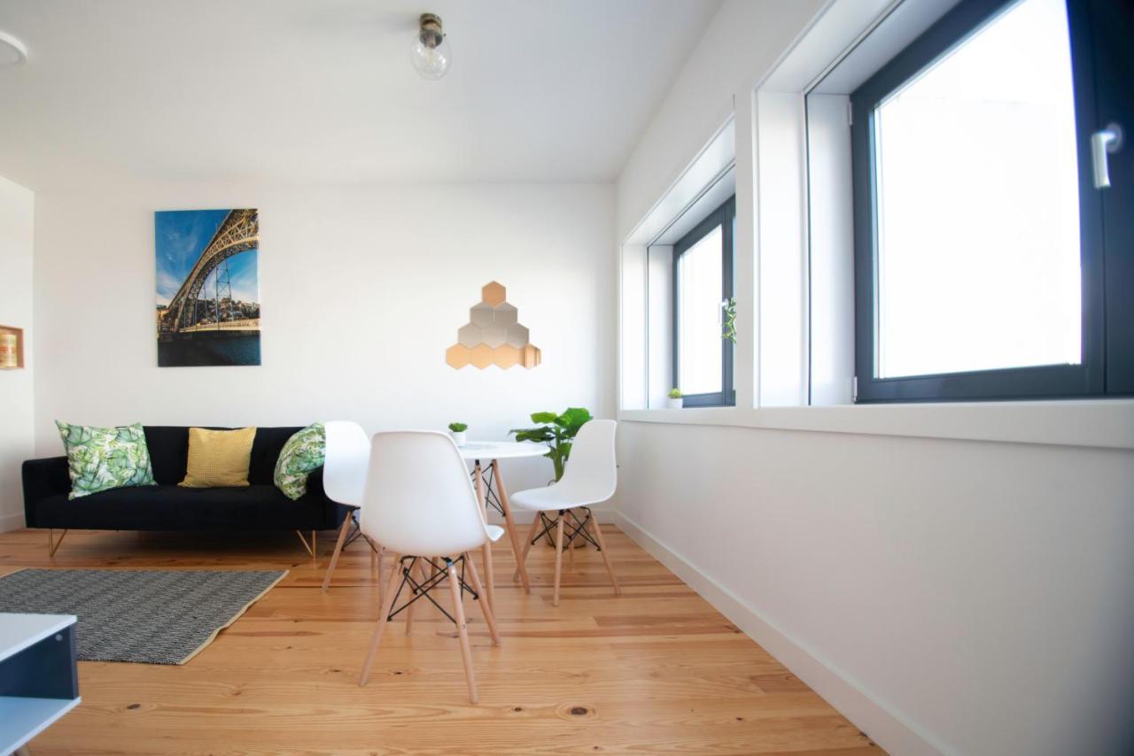 Guest H4U - Porto Batalha City Center Экстерьер фото