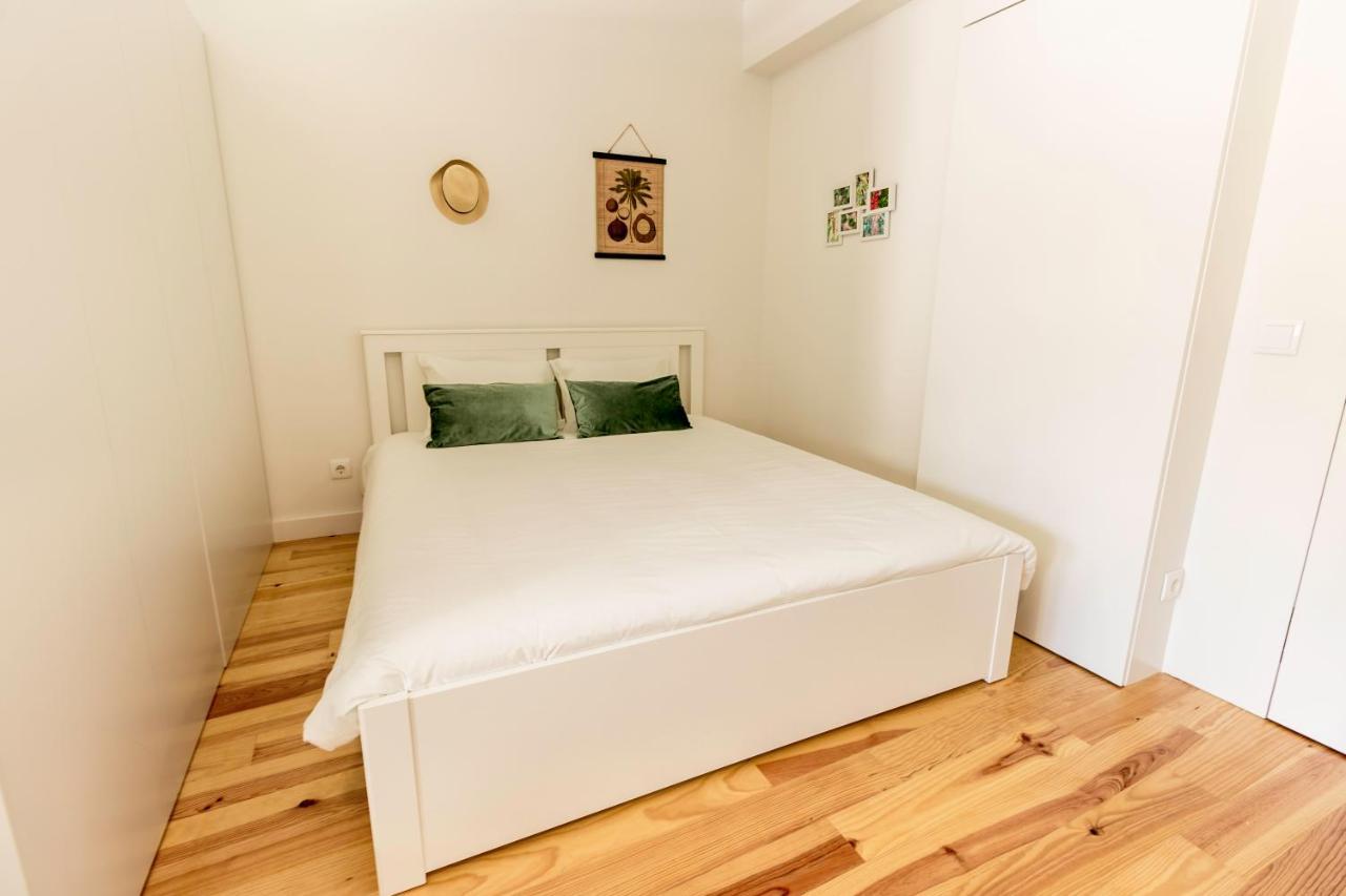 Guest H4U - Porto Batalha City Center Экстерьер фото