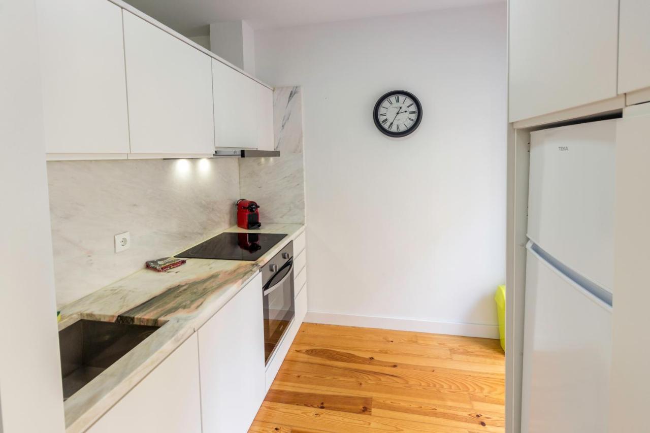 Guest H4U - Porto Batalha City Center Экстерьер фото